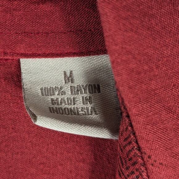 Natural Issue Mens M Rayon Camp Shirt Red Palm Leaf Print Button Front Silky Top - Picture 3 of 6